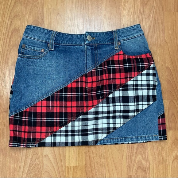 NWT Alice + Olivia Plaid Denim Mini Skirt Size 27 - Picture 1 of 8